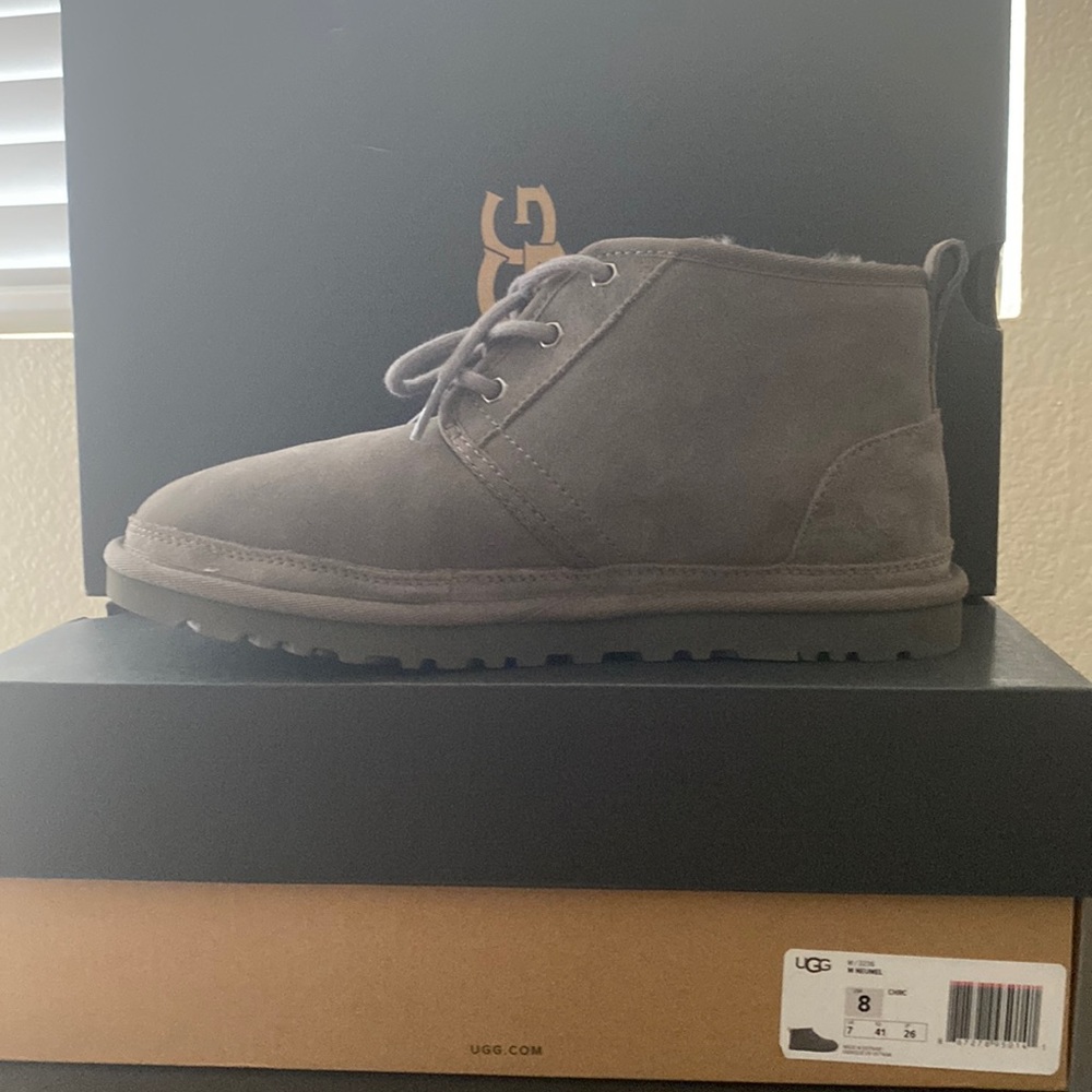 Mens uggs M neumel